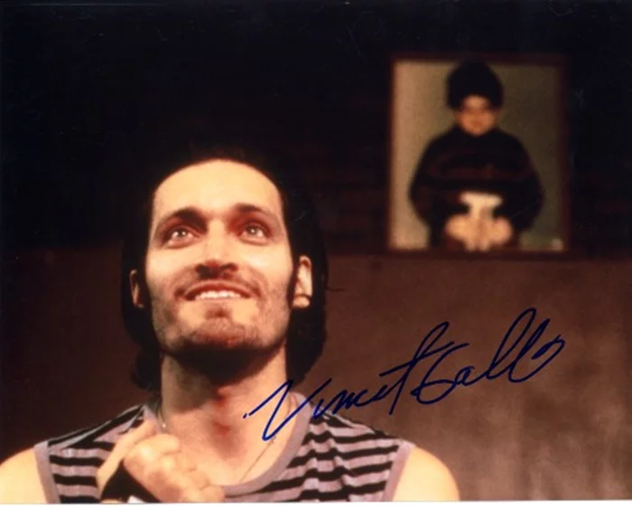 Vincent Gallo autograph