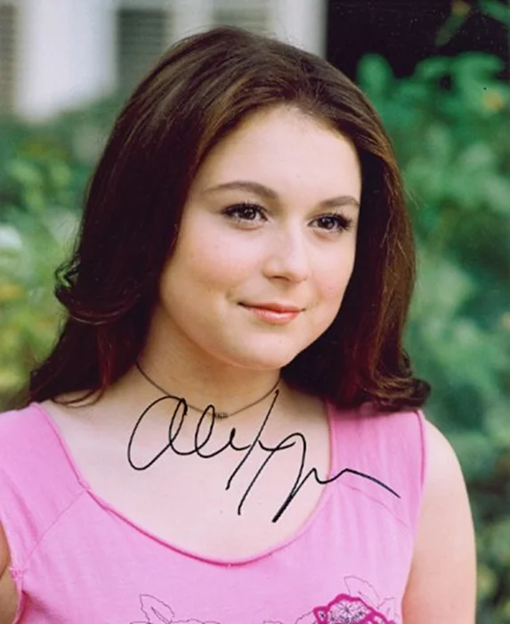 Alexa Vega autograph
