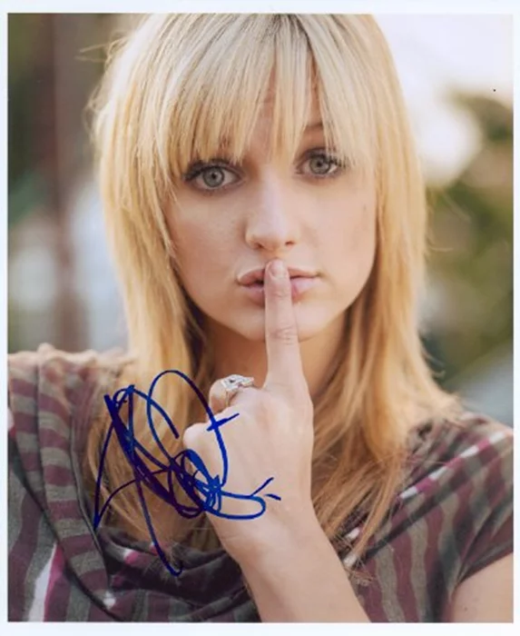 Ashlee Simpson autograph