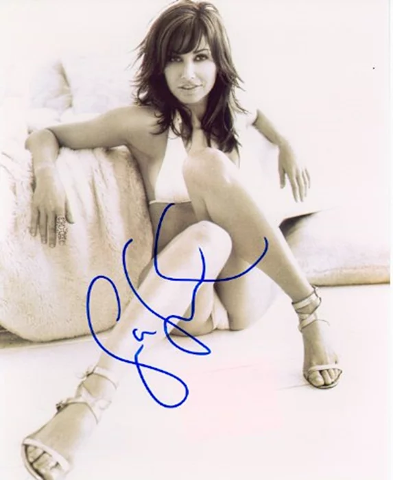 Gina Gershon autograph