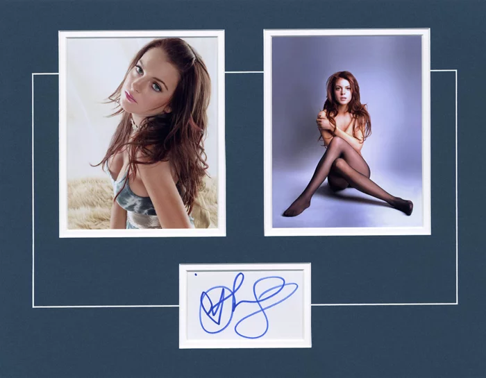 Lindsay Lohan autograph