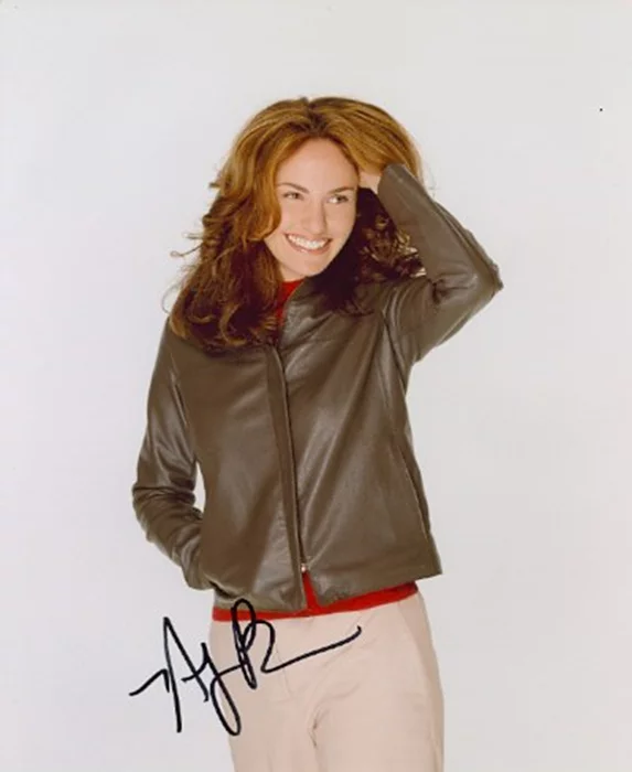Amy Brenneman autograph