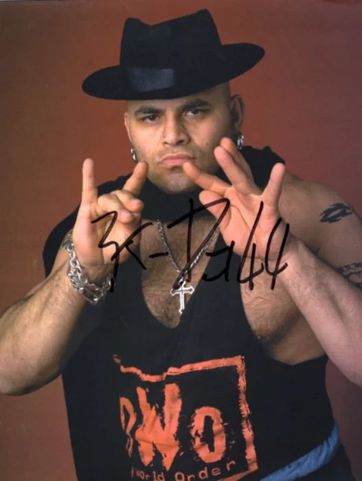 Konnan autograph