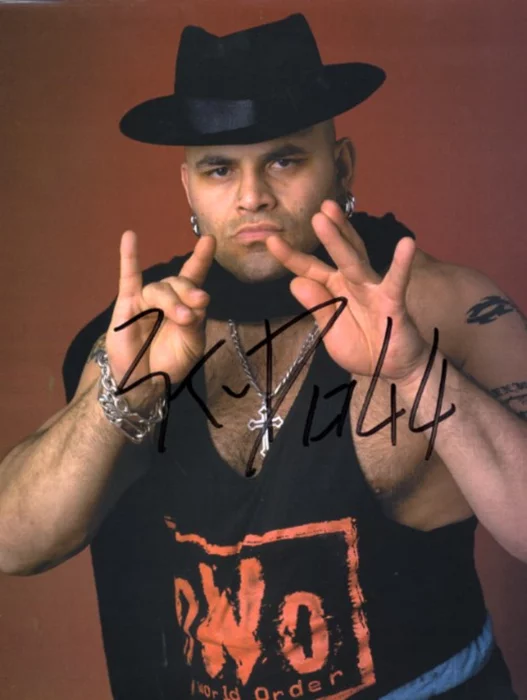 Konnan autograph