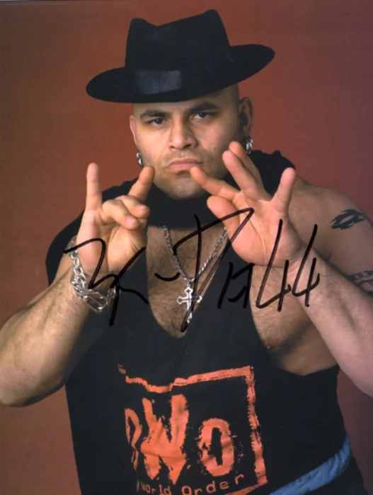 Konnan autograph