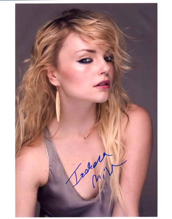 Izabella Miko autograph