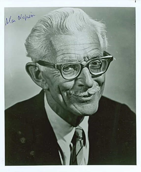 Alan Napier autograph