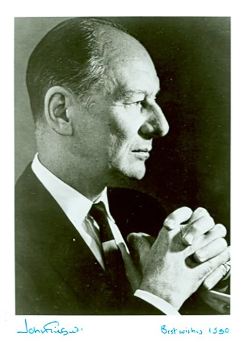John Gielgud autograph