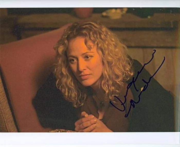 Virginia Madsen autograph