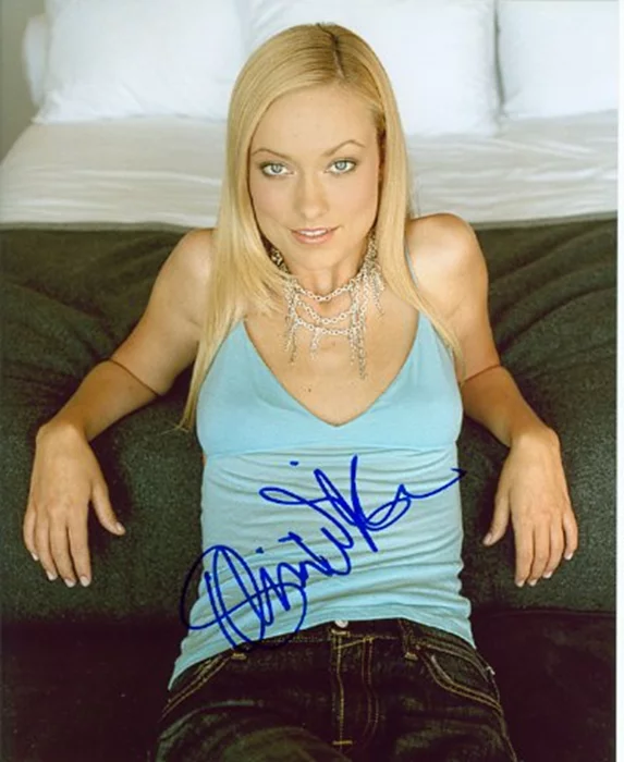 Olivia Wilde autograph