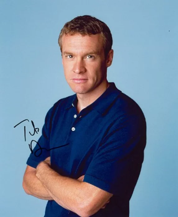 Tate Donovan autograph