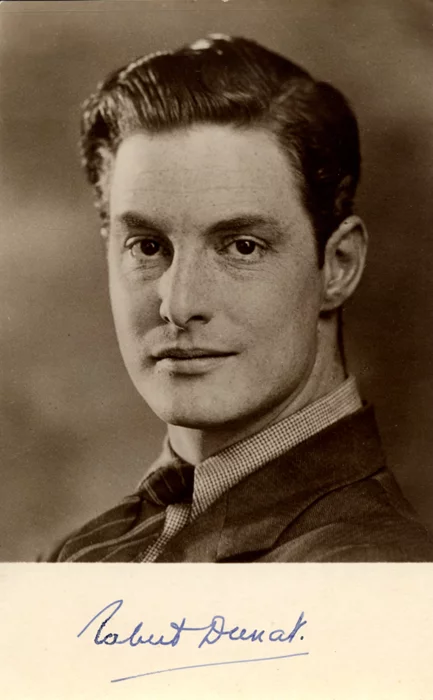 Robert Donat autograph