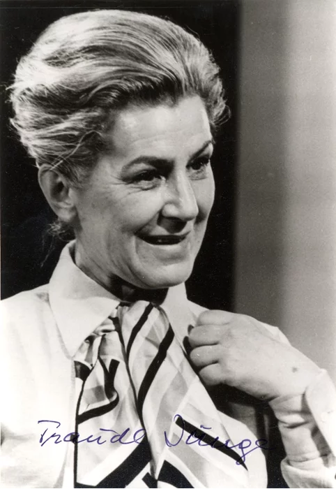 Traudl Junge autograph
