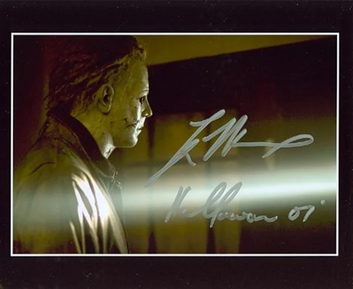 Tyler Mane autograph