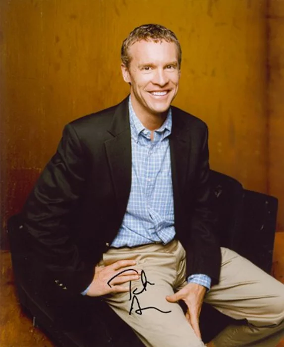 Tate Donovan autograph