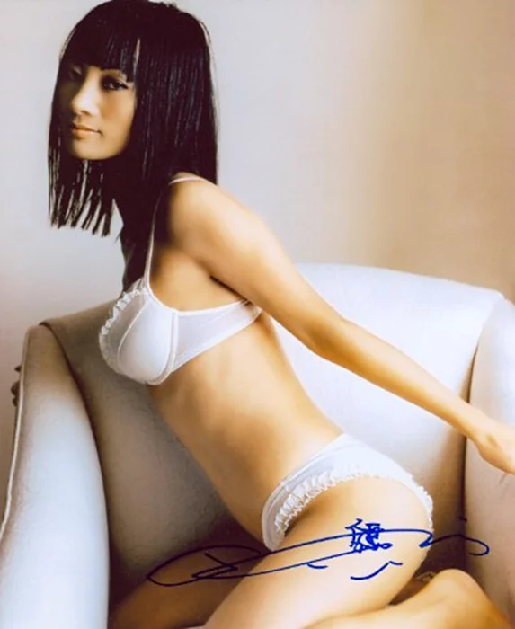 Bai Ling autograph