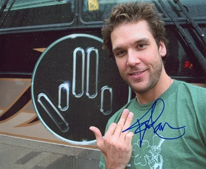 Dane Cook autograph