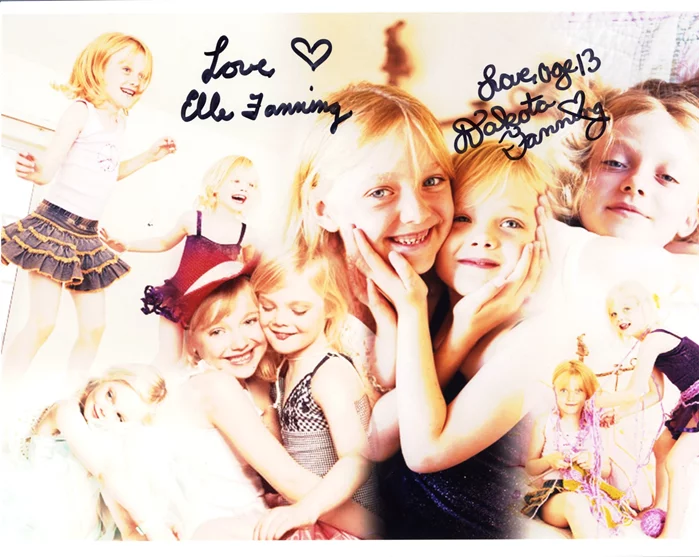 Dakota & Elle Fanning autograph