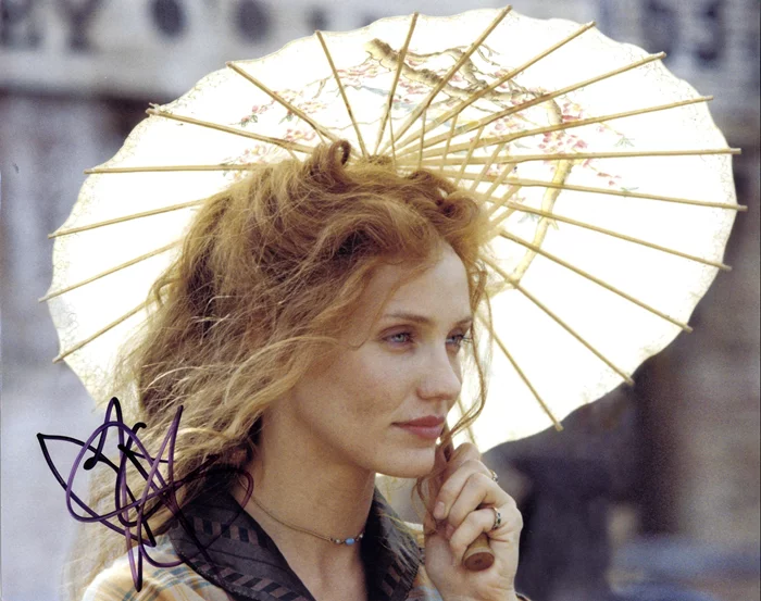 Cameron Diaz autograph