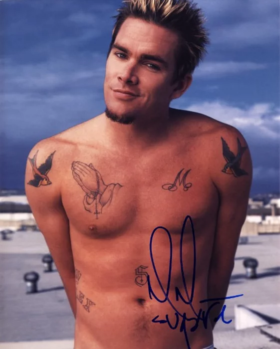 Mark McGrath autograph