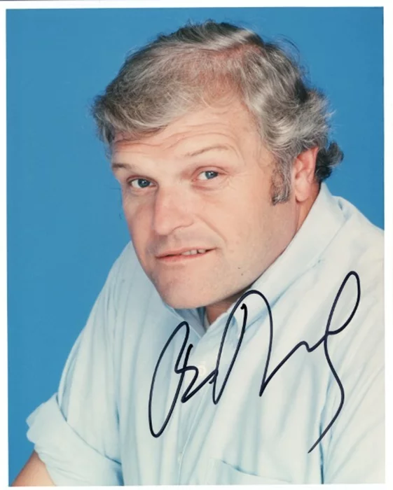 Brian Dennehy autograph