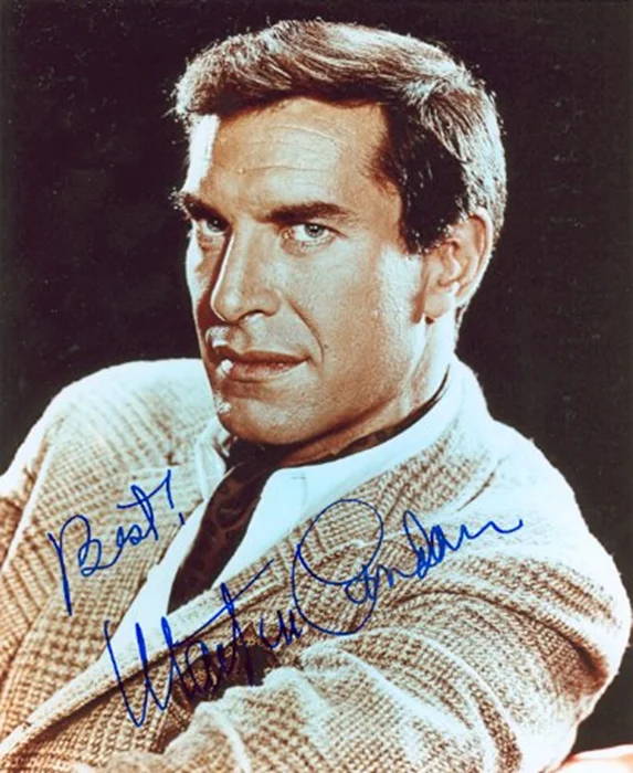 Martin Landau autograph