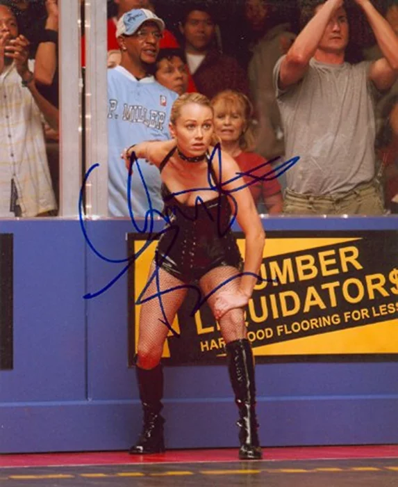 Christine Taylor autograph