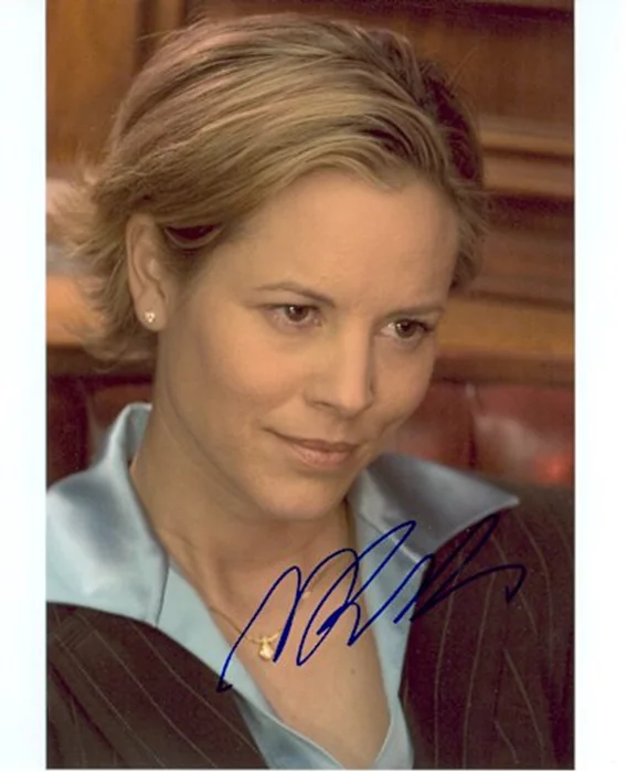 Maria Bello autograph