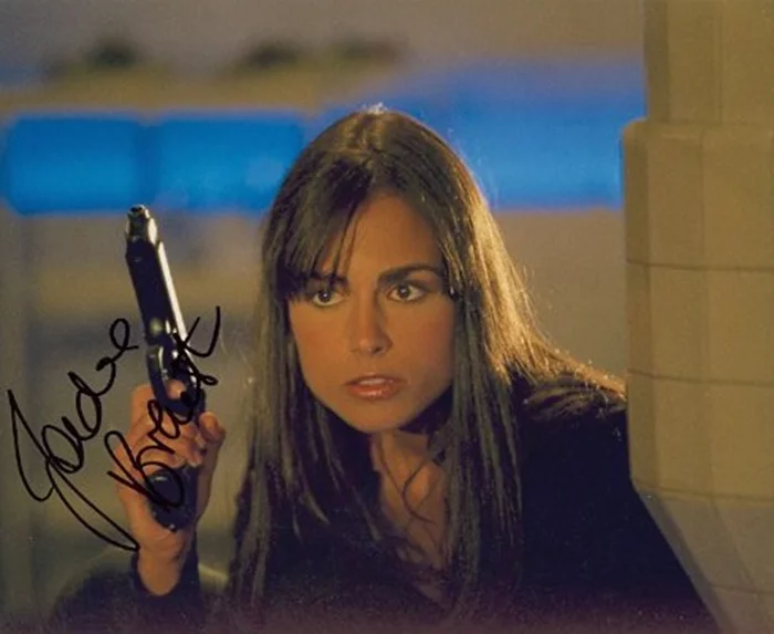 Jordana Brewster autograph