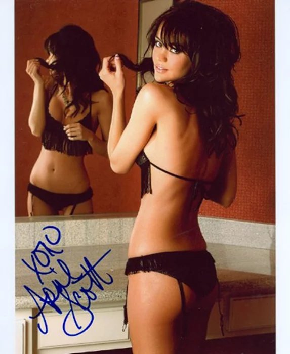 April Scott autograph