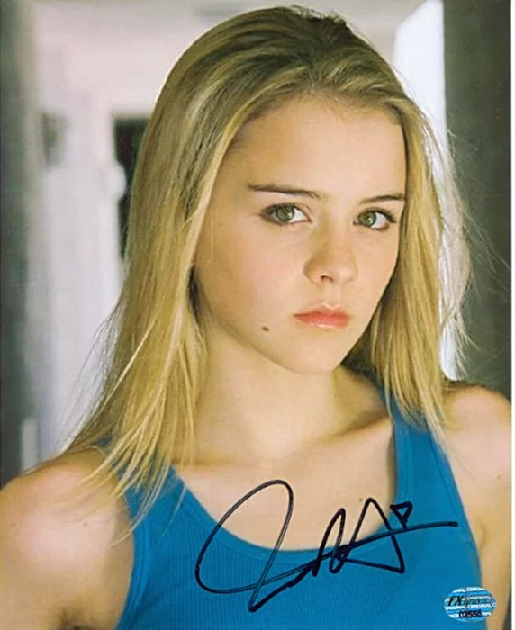 Jordan Hinson autograph