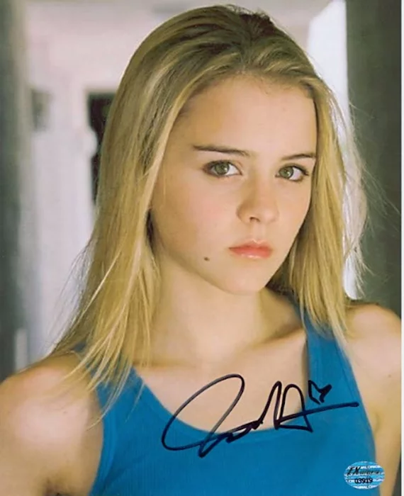Jordan Hinson autograph