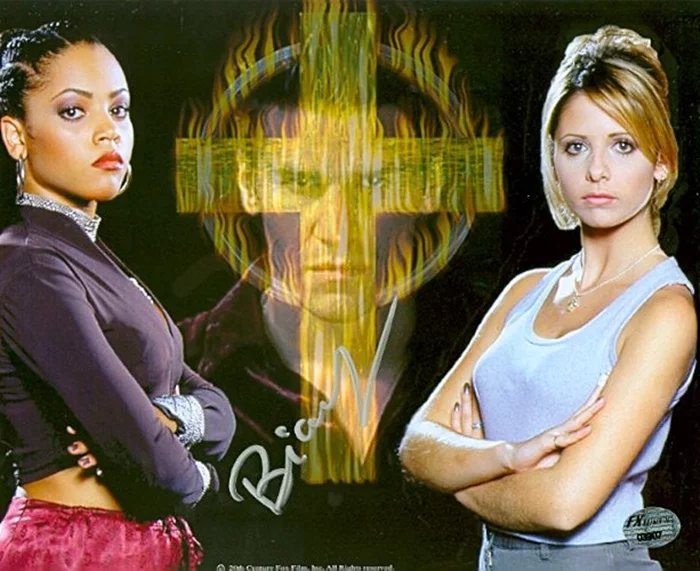Bianca Lawson autograph