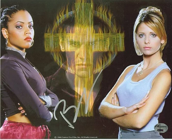 Bianca Lawson autograph
