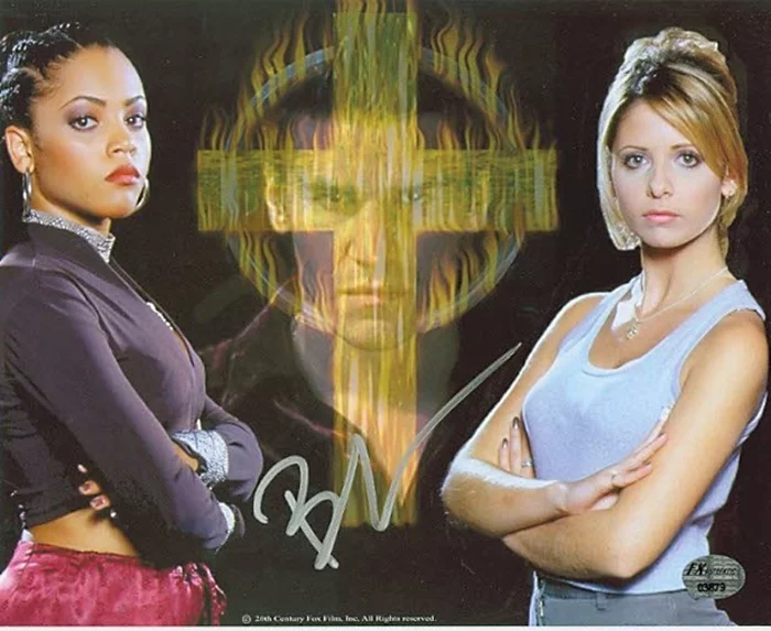 Bianca Lawson autograph