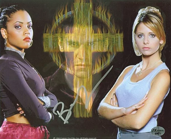 Bianca Lawson autograph