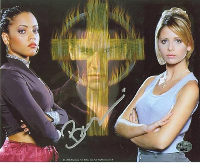 Bianca Lawson autograph