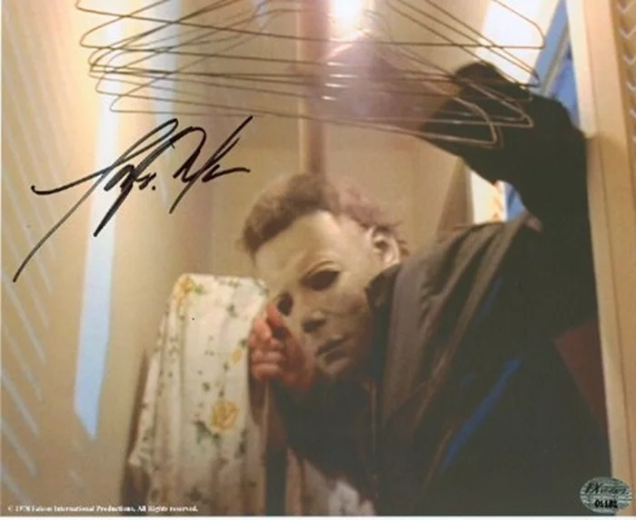 Tony Moran autograph