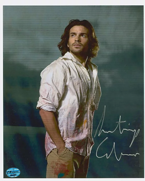 Santiago Cabrera autograph