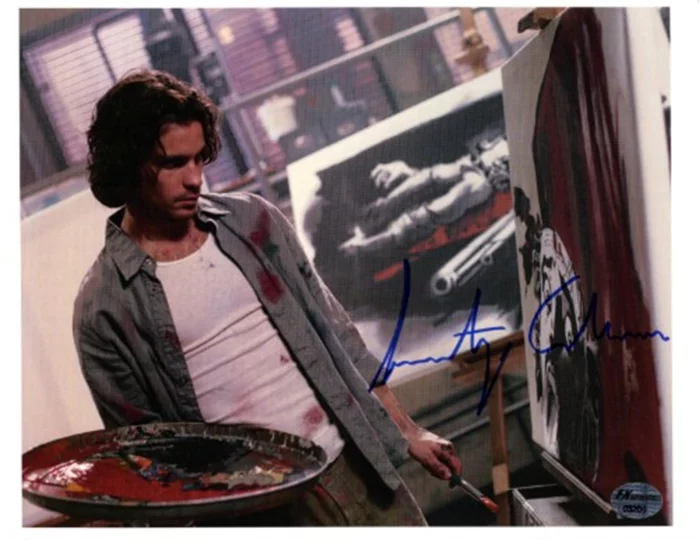 Santiago Cabrera autograph