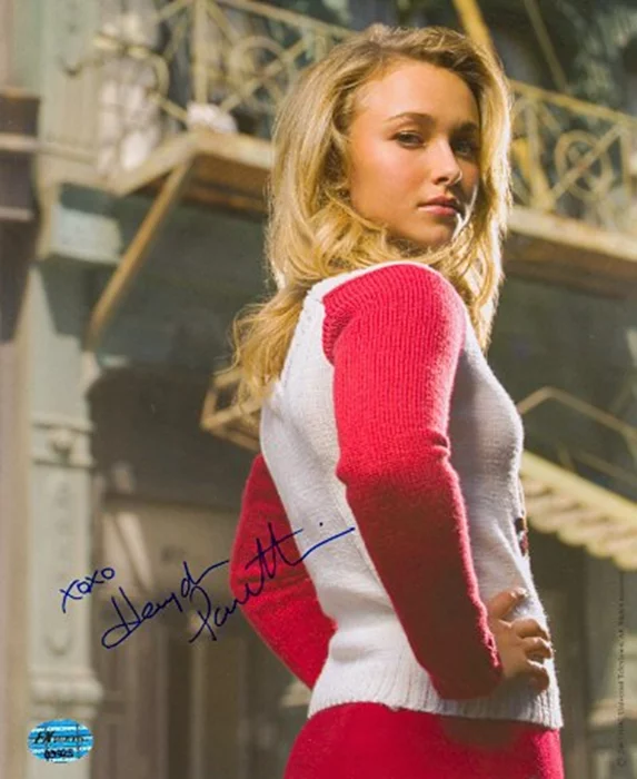 Hayden Panettiere autograph