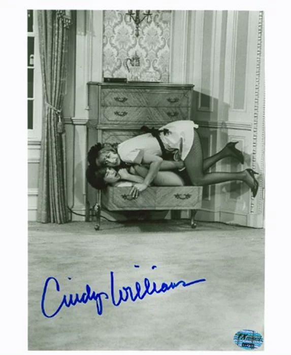 Cindy Williams autograph