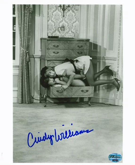 Cindy Williams autograph