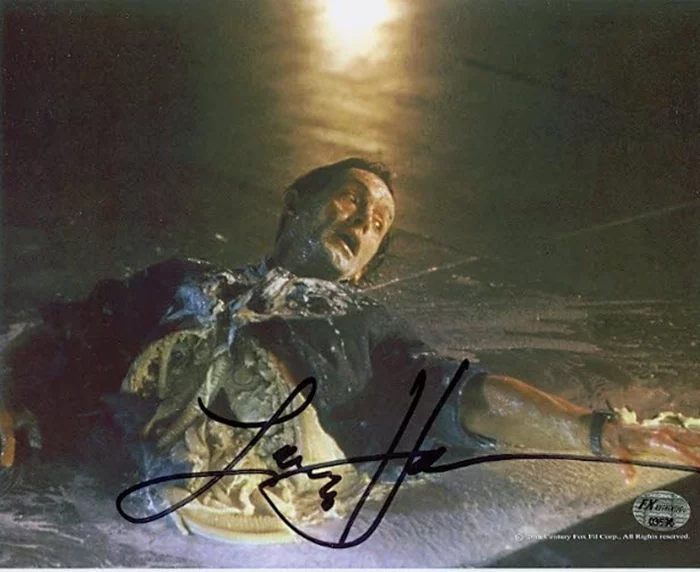 Lance Henriksen autograph