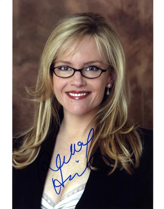 Rachael Harris autograph