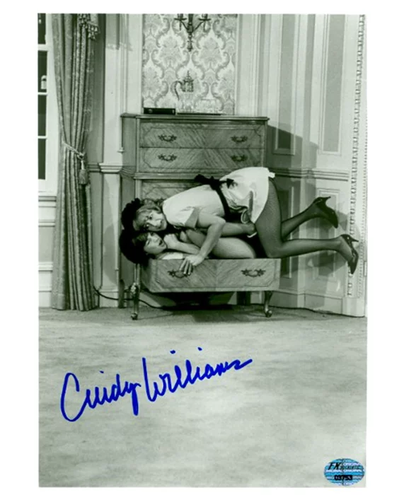 Cindy Williams autograph