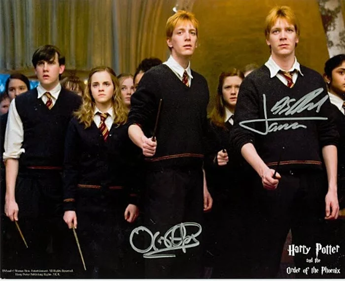 James & Oliver Phelps autograph