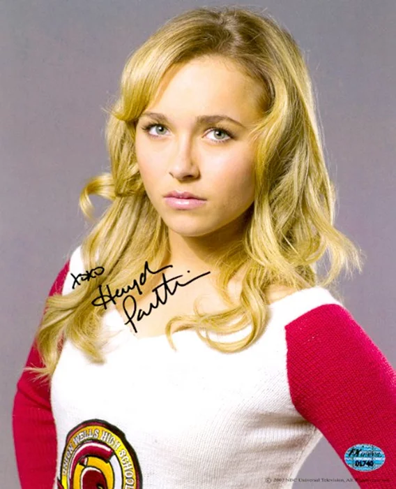 Hayden Panettiere autograph