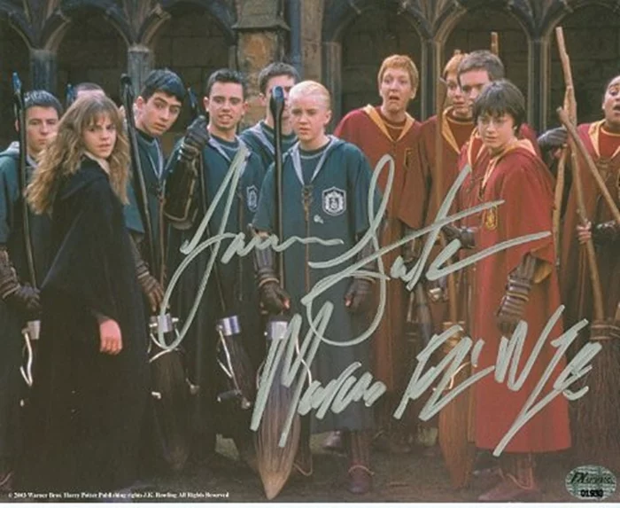 Jamie Yeates autograph