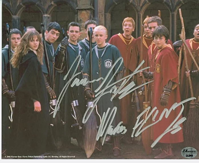 Jamie Yeates autograph